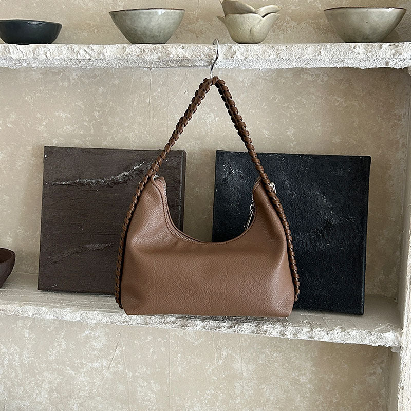 Advanced Texture Fashion Crescent Armpit Bag